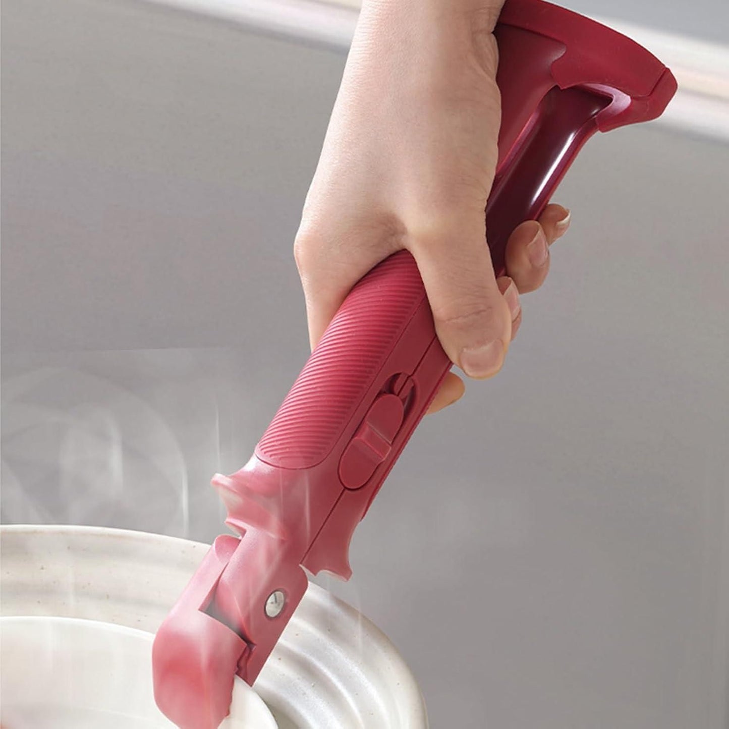 2-in-1 Anti-Scalding Plate Gripper